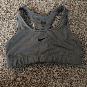 Grey Nike dry-fit sports bra MEDIUM